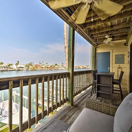 Bright And Breezy Condo, 2 Mi To Whitecap Beach!